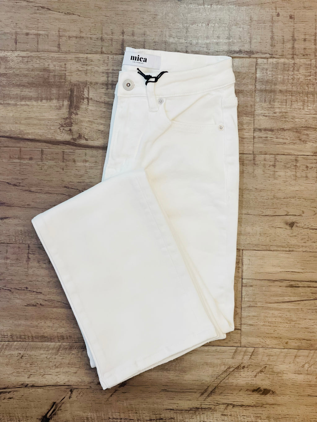 Dani Dutch White Straight