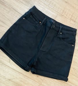 RISEN HR CUFFED SHORTS