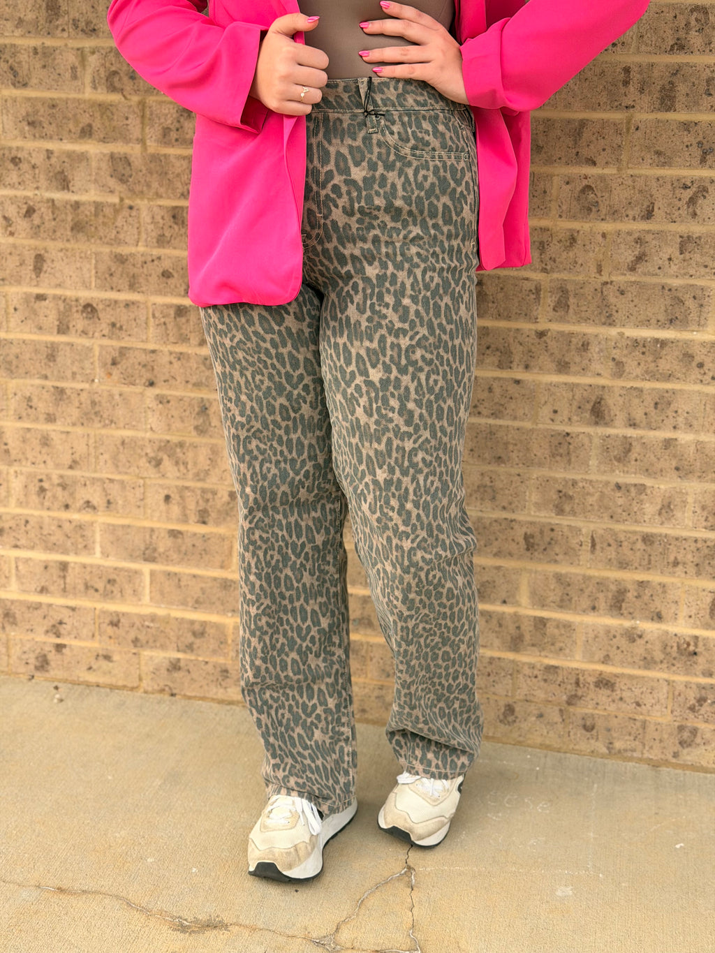 Ella Hidden Cheetah Straight Leg