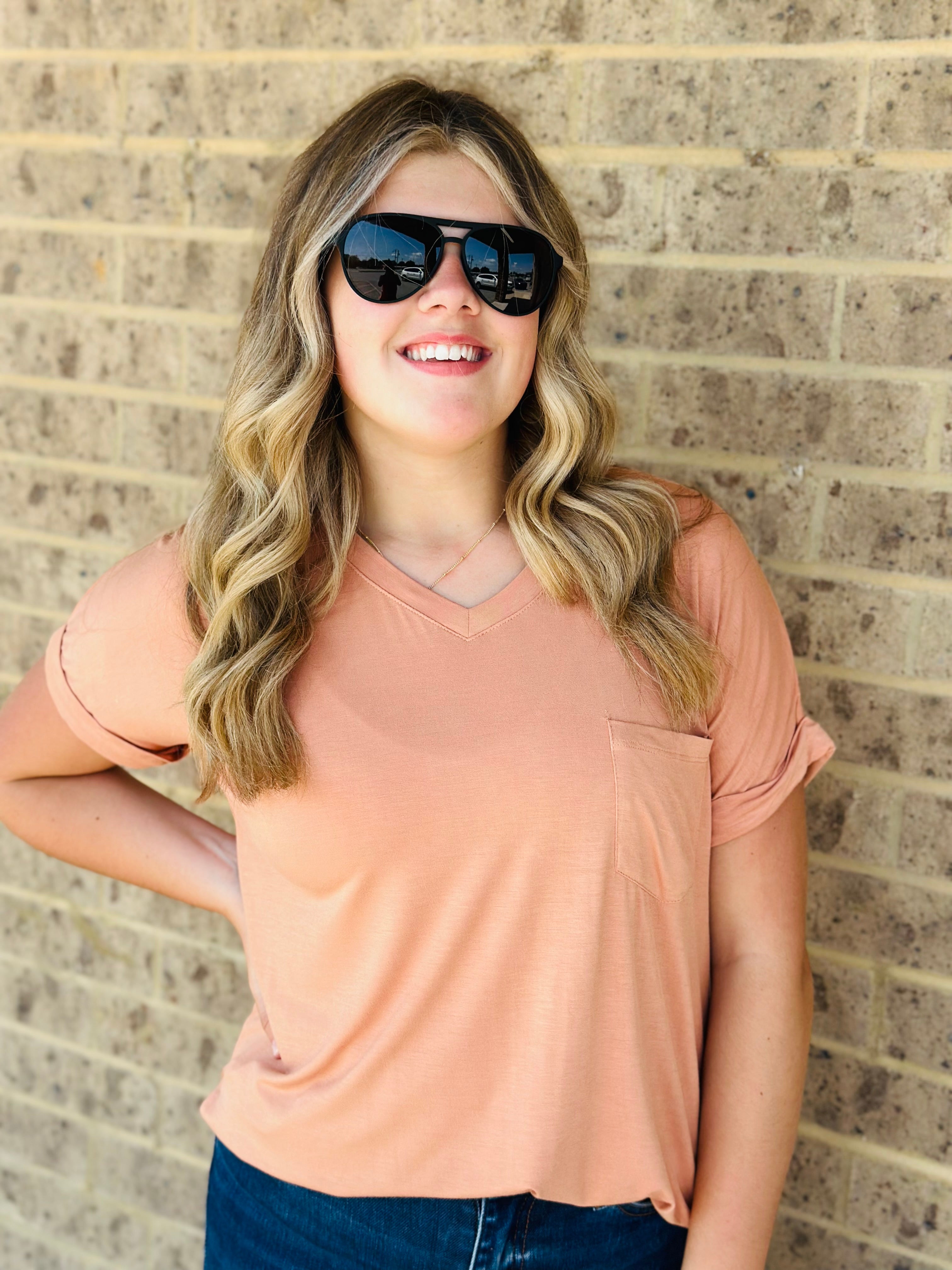 KATELYN BASIC V NECK TEE