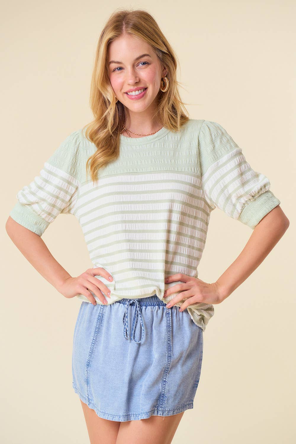 KARI STRIPED PUFF SLEEVE KNIT TOP