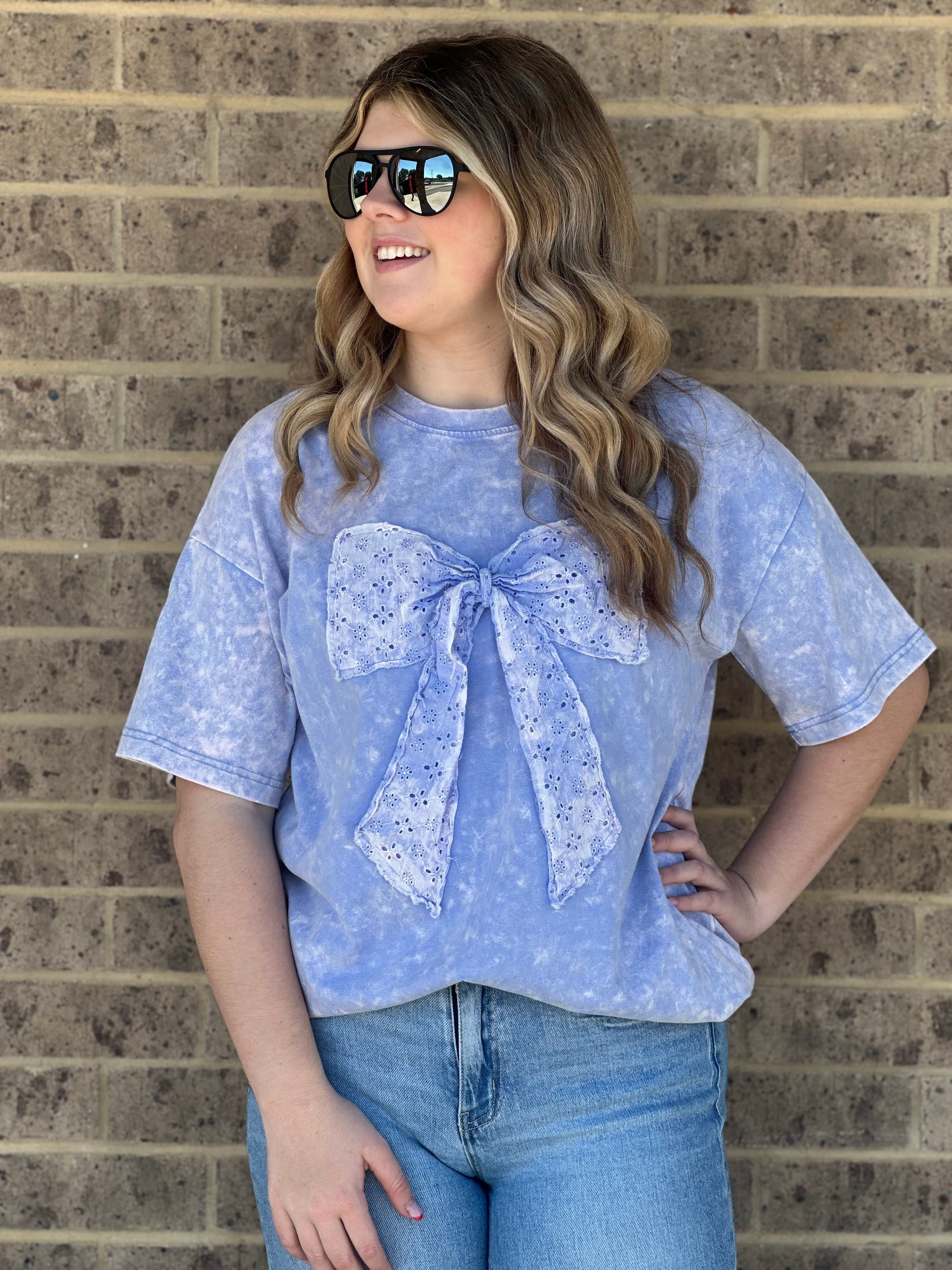 Sweet Knot Bow Lavender Tee