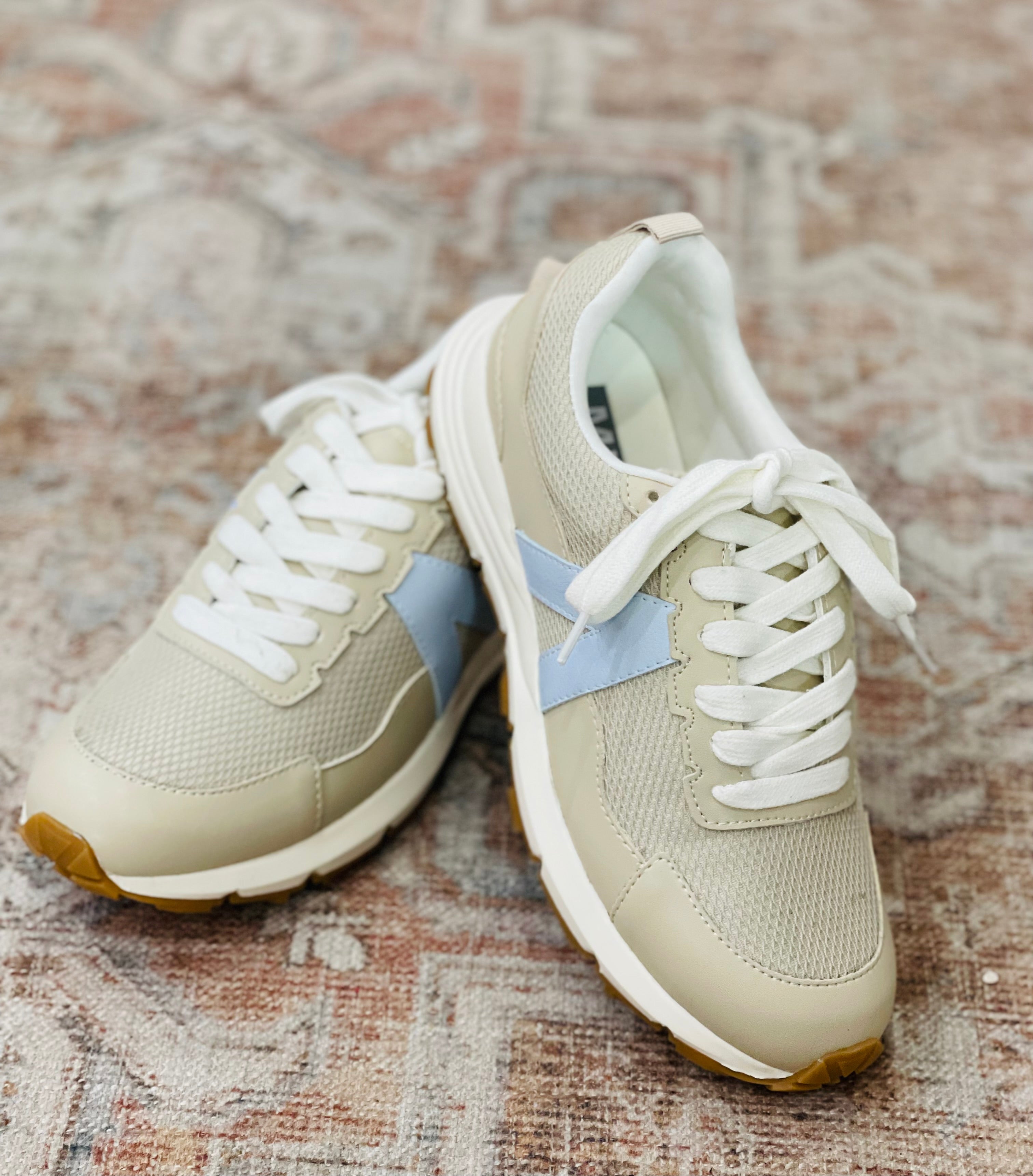 Krash Tennis Shoe by Mia