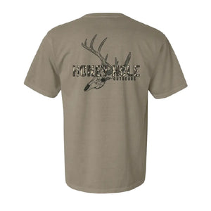 SKULL MOUNT TEE BY HONEY HOLE