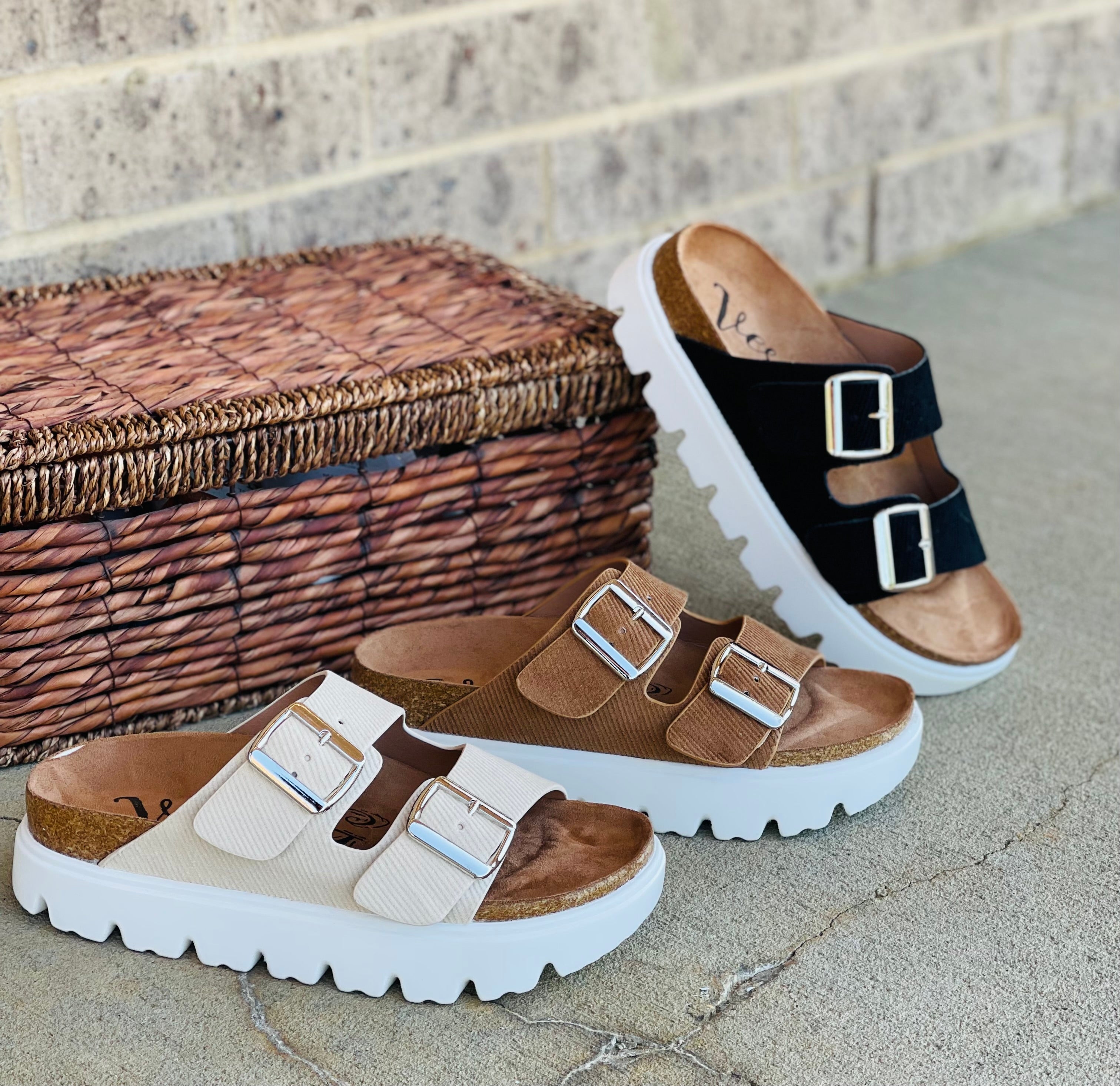Jazmin Platform Sandal