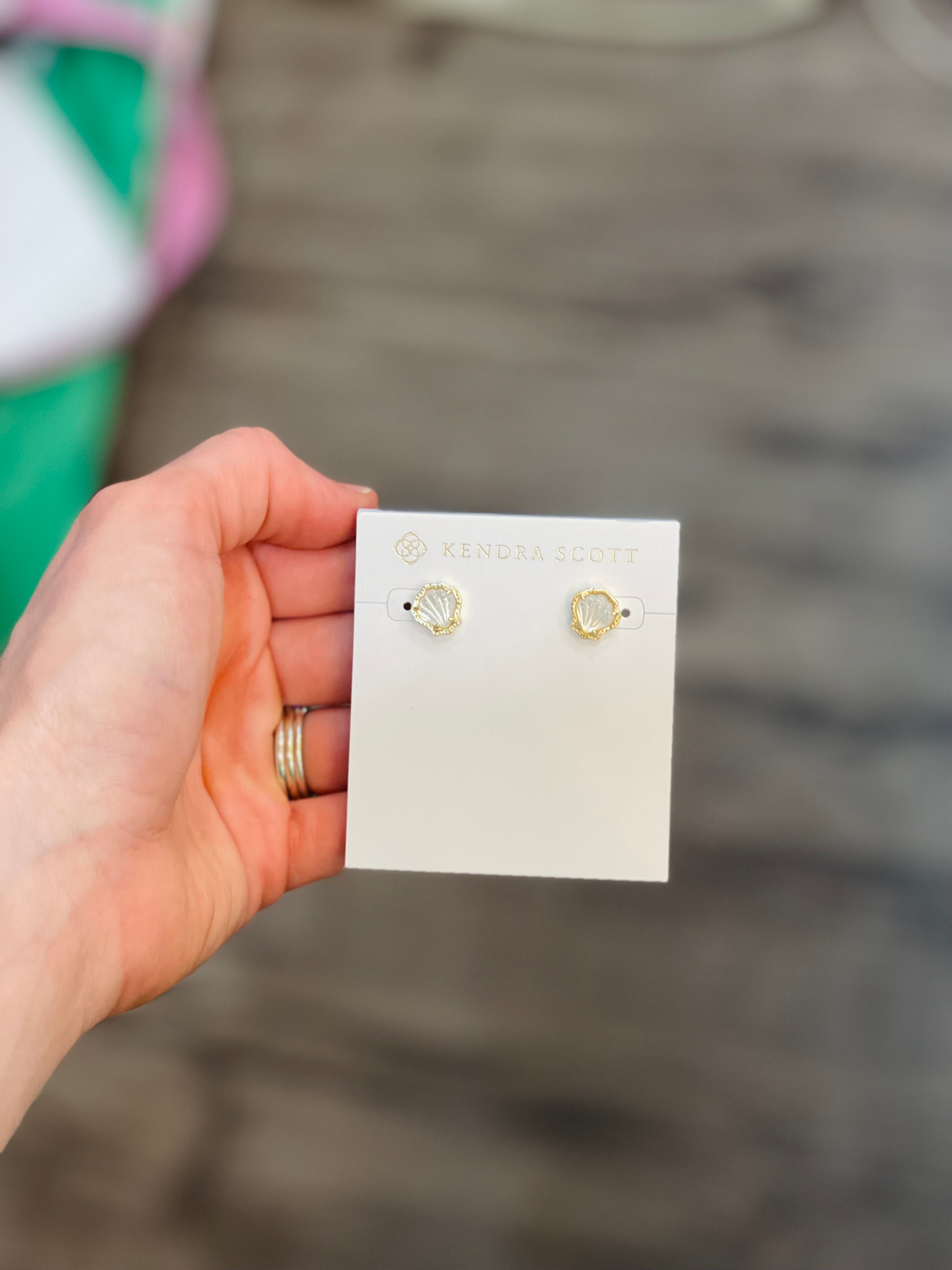 Brynne Stud Earrings Gold/Ivory MOP
