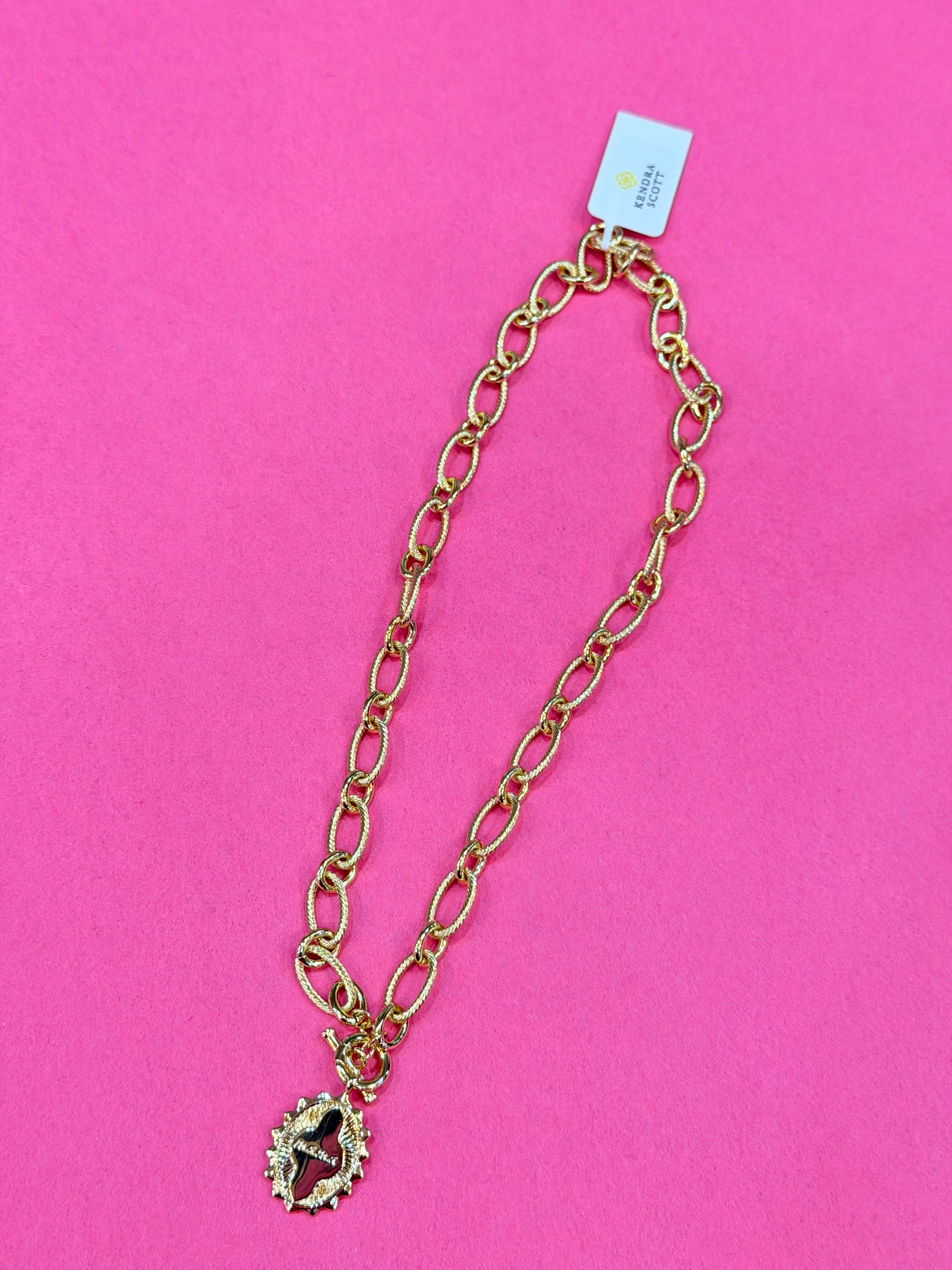 Mama Link Chain Necklace