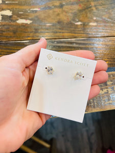 9608803465 Cailin Stud in Gold