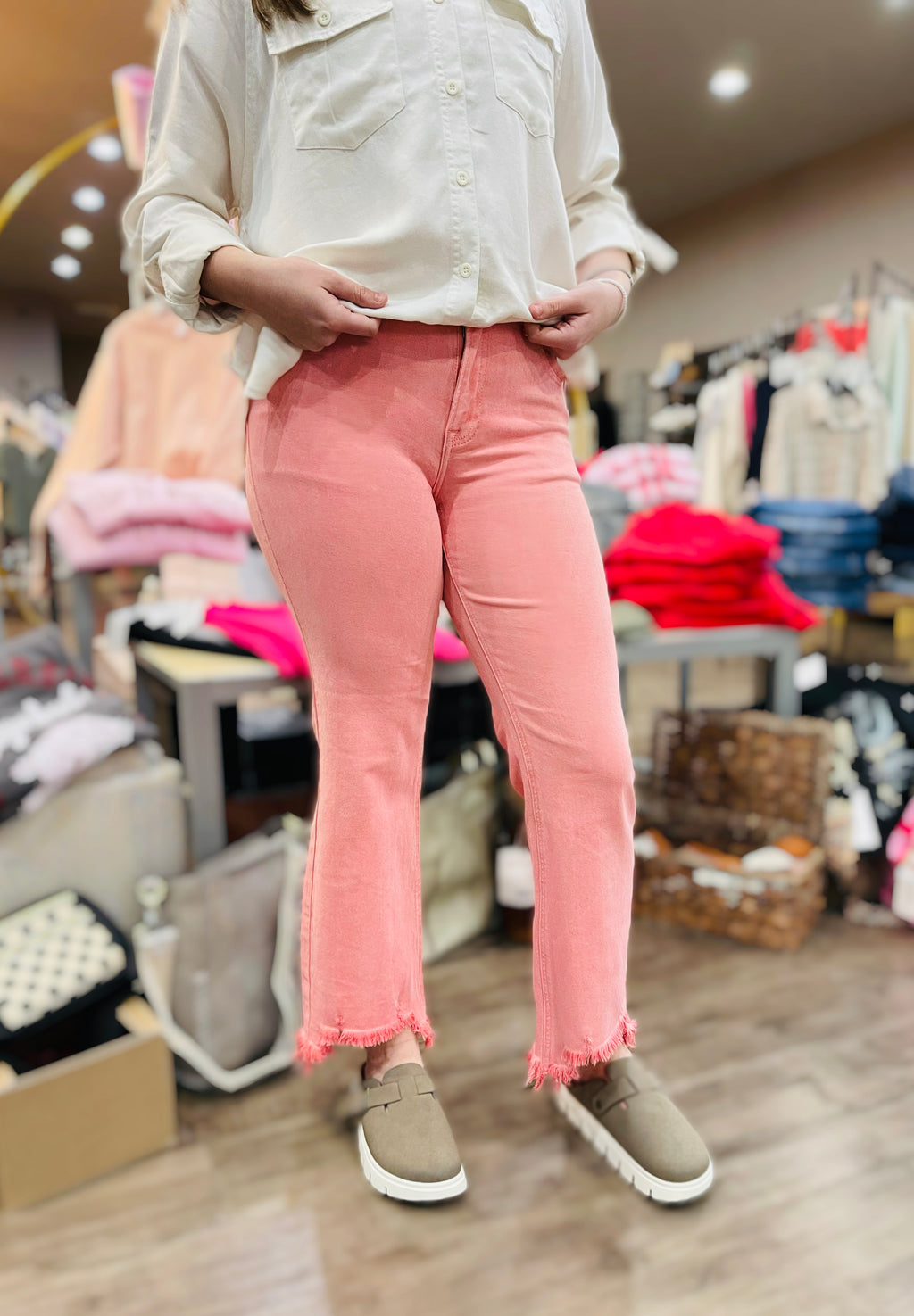 RISEN MID RISE STRAIGHT STEP HEM PANTS