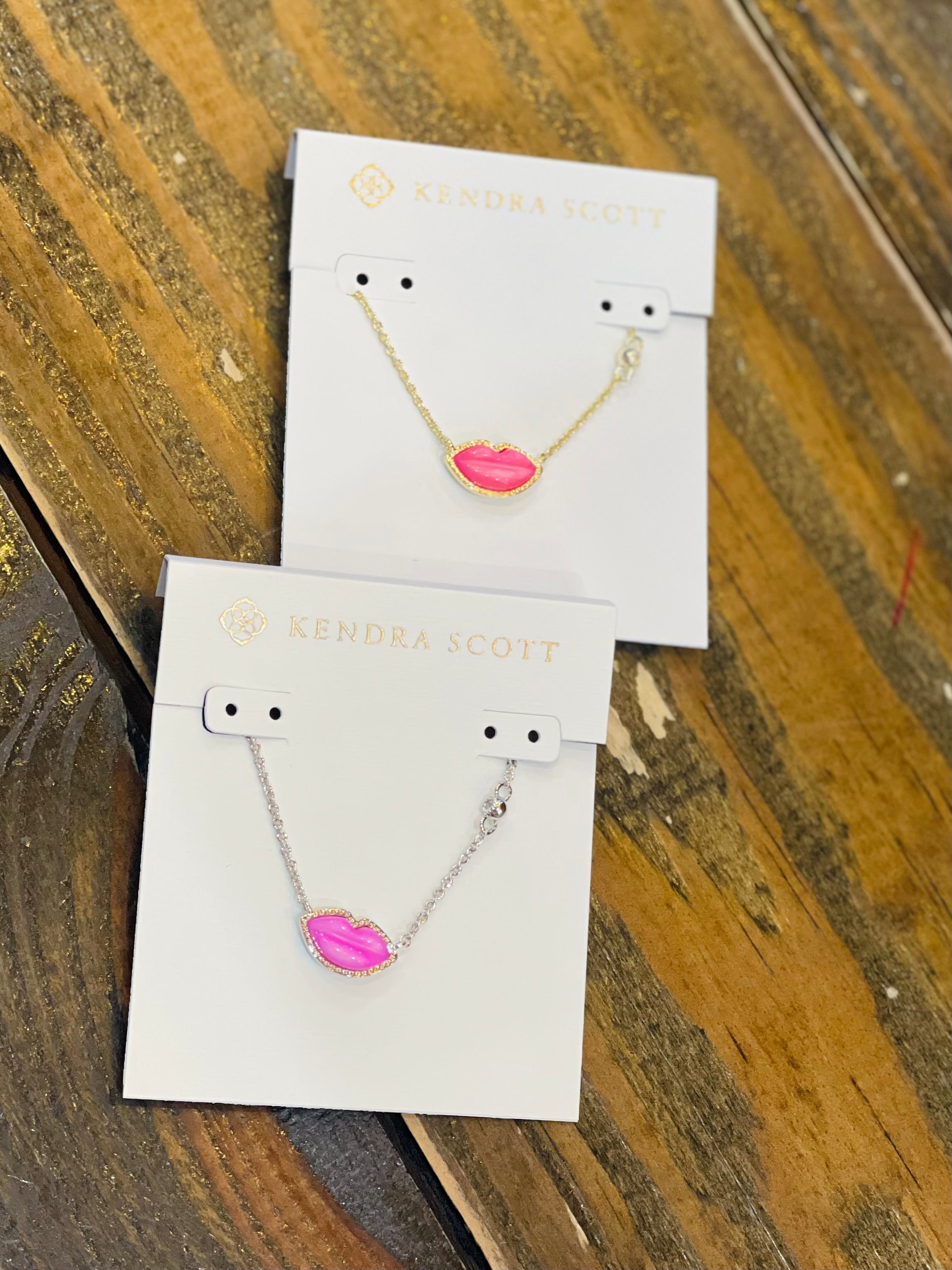 Lips Pendant Hot Pink KS