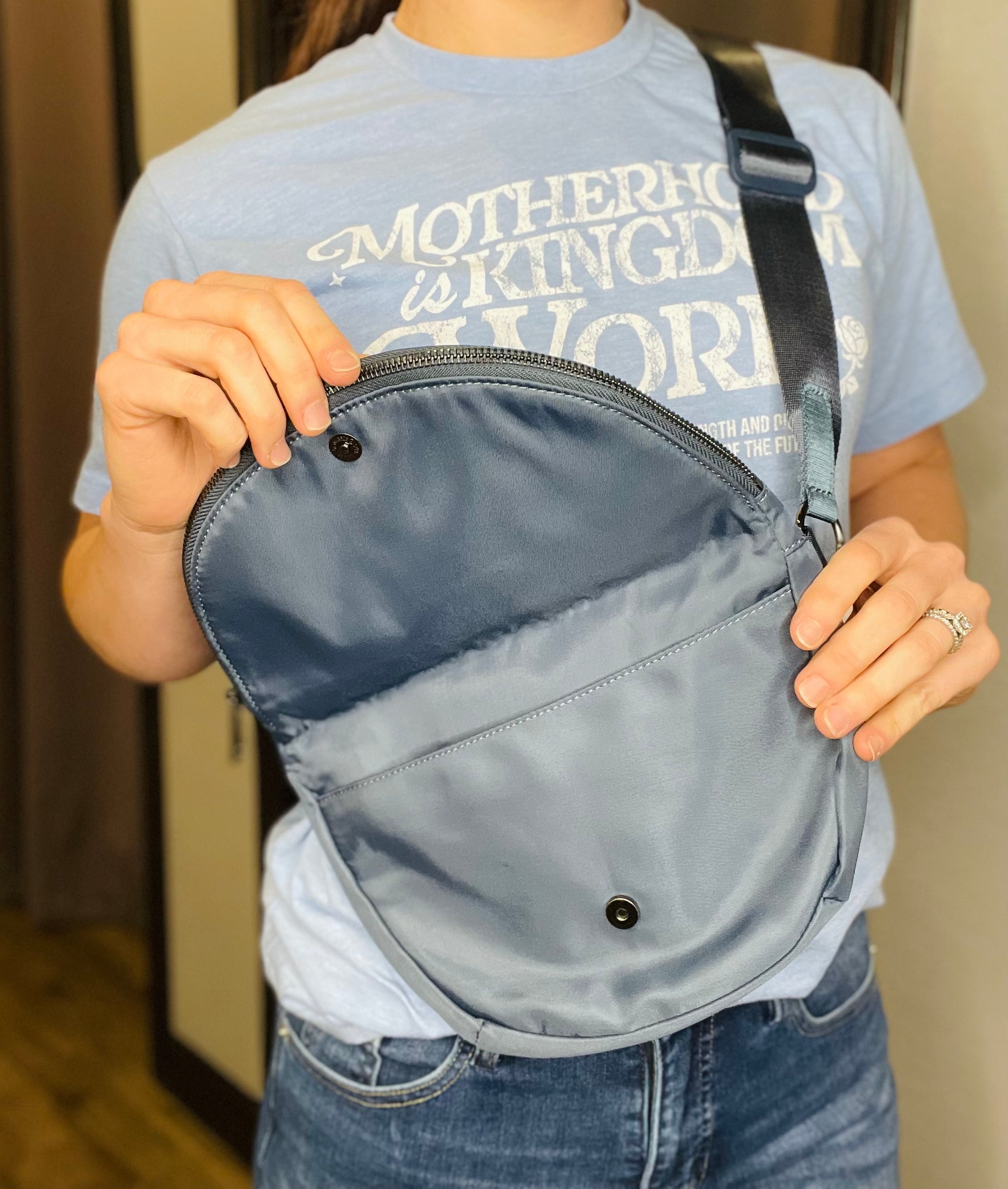 Kaydee Lynn Sling Bag