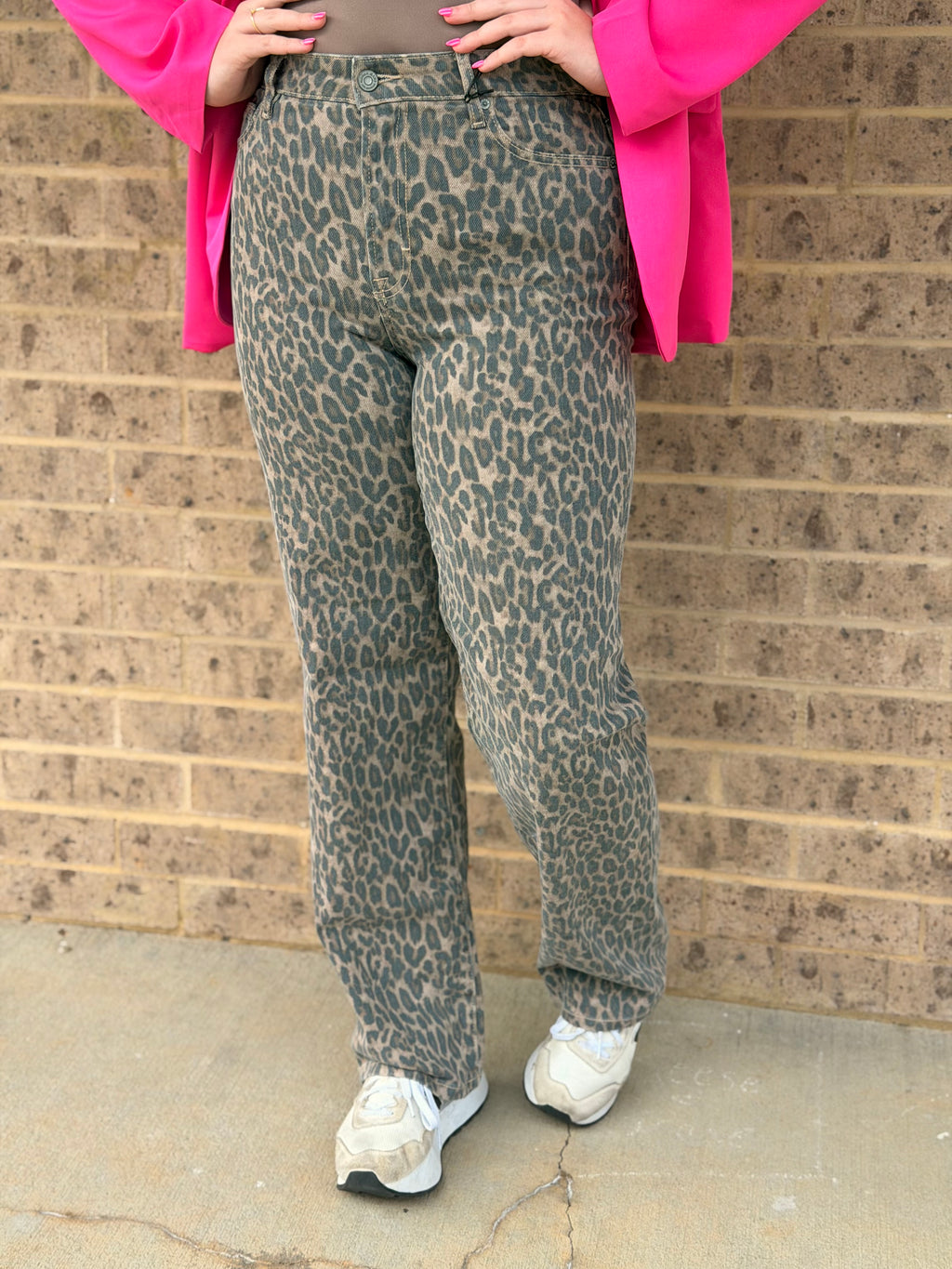 Ella Hidden Cheetah Straight Leg