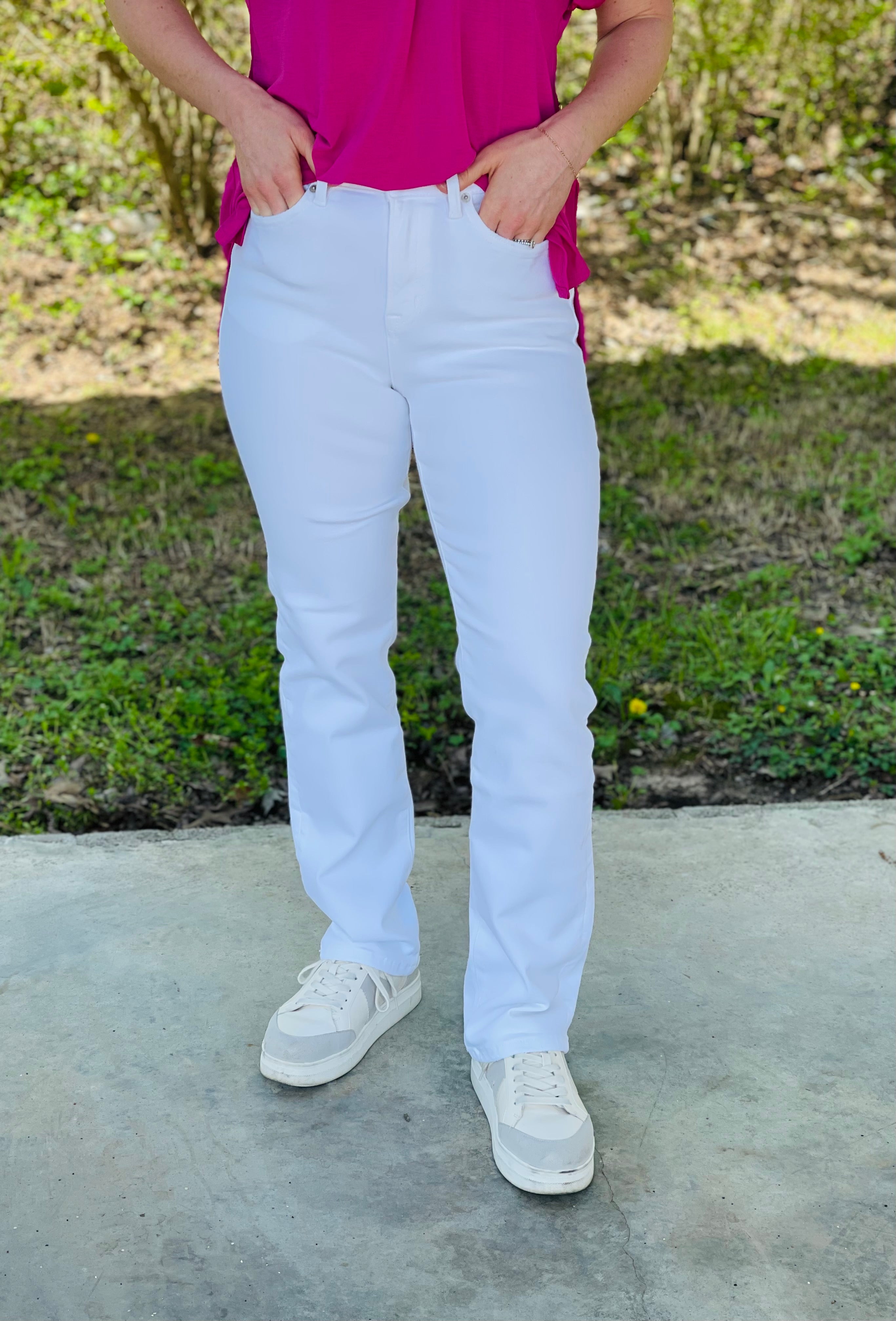 Dani Dutch White Straight