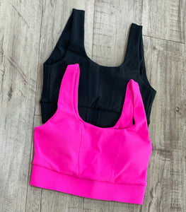 CARA RIBBED SQUARE NECK SPORTS BRA