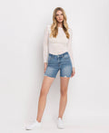 MID RISE SEAMLESS WAISTBAND MIDI SHORTS