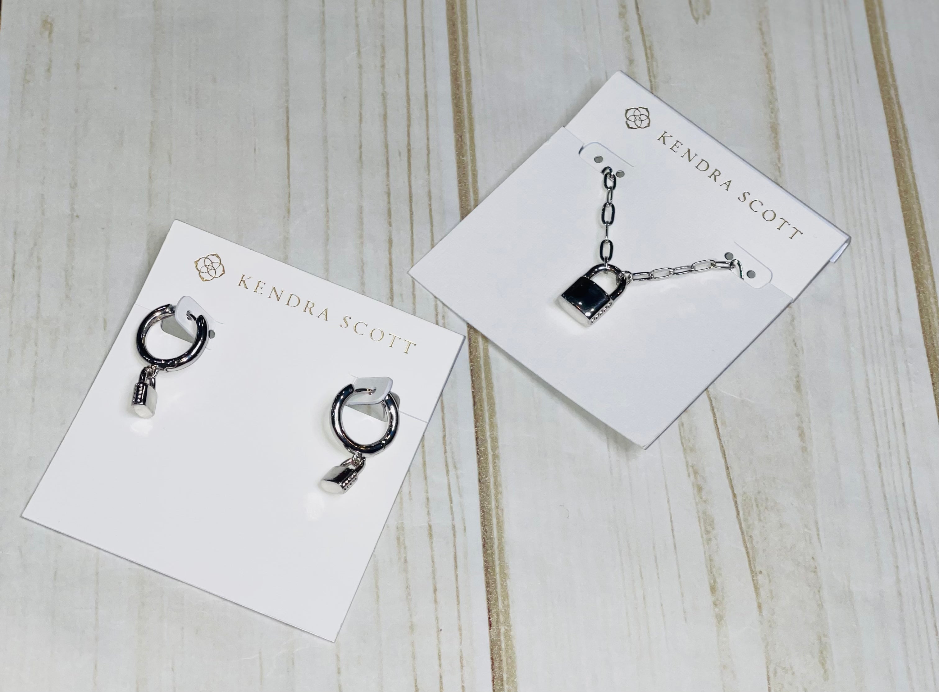 JESS LOCK HUGGIE EARRING